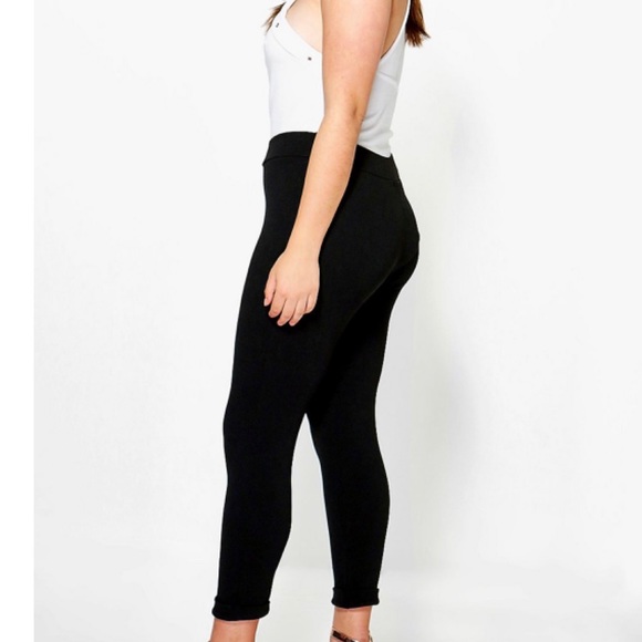 Boohoo black cropped pants (sz 14) - Picture 7 of 7